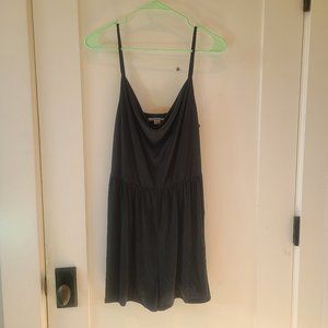 Comfy-casual romper - size medium